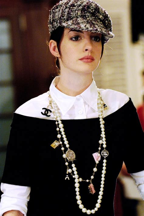 looks diabo veste prada|the devil wears prada scene.